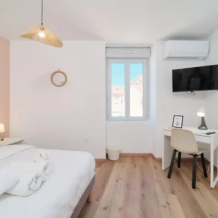 61 Motel Les Roches-de-Condrieu